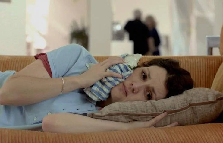 Привет, мне пора (2012) через торрент скачать Привет, мне пора (2012) фильм через торрент скачать