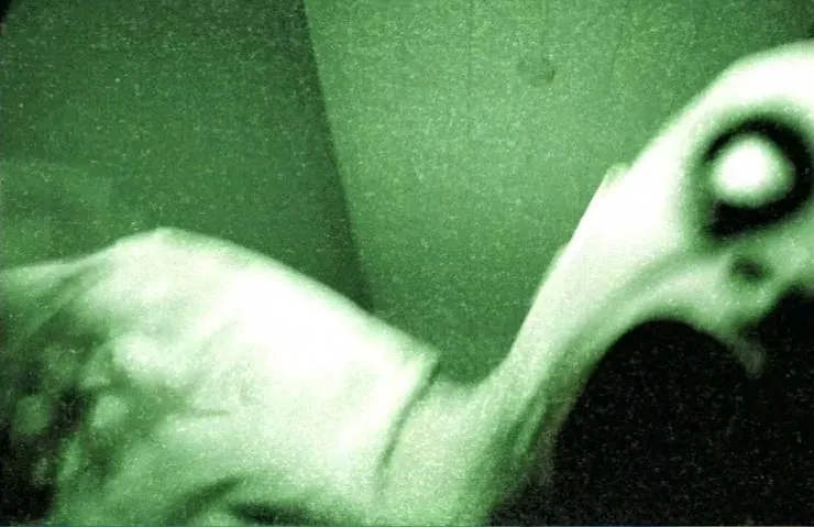 Искатели могил 2 (2012) через торрент бесплатно Искатели могил 2 (2012) фильм через торрент бесплатно