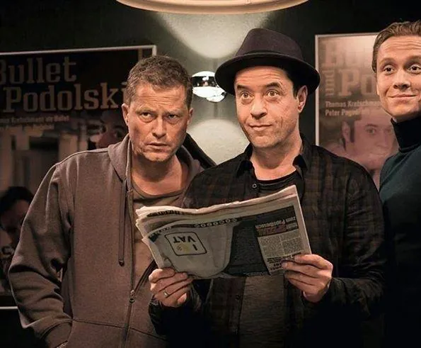 Четверо против банка (2016) через торрент бесплатно Четверо против банка (2016) фильм через торрент бесплатно