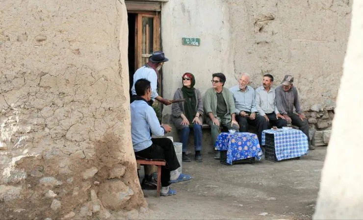 Три лица (2018) через торрент бесплатно Три лица (2018) фильм через торрент бесплатно