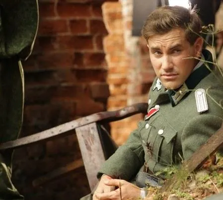 Снайперы: Любовь под прицелом (2012) через торрент скачать Снайперы: Любовь под прицелом (2012) сериал через торрент скачать