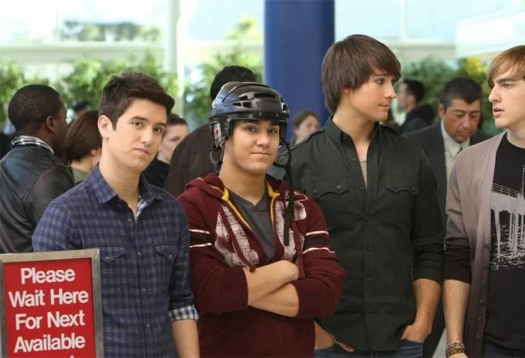 Биг Тайм Раш (2009) через торрент бесплатно Биг Тайм Раш (2009) сериал через торрент бесплатно