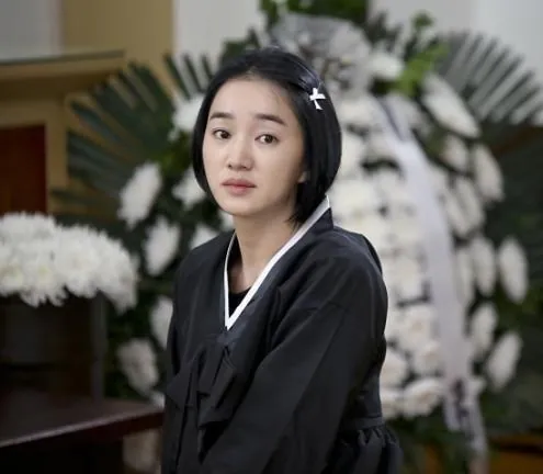 Королева амбиций (2013) через торрент бесплатно Королева амбиций (2013) сериал через торрент бесплатно