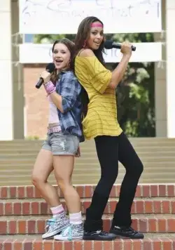 Университет (2007) через торрент скачать Университет (2007) сериал через торрент скачать