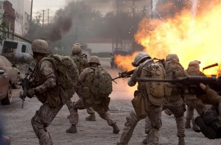 Инопланетное вторжение: Битва за Лос-Анджелес (2011) через торрент скачать Инопланетное вторжение: Битва за Лос-Анджелес (2011) фильм через торрент скачать