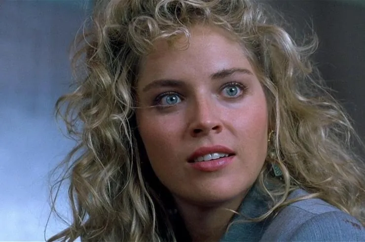 Вспомнить всё (1990) через торрент бесплатно Вспомнить всё (1990) фильм через торрент бесплатно