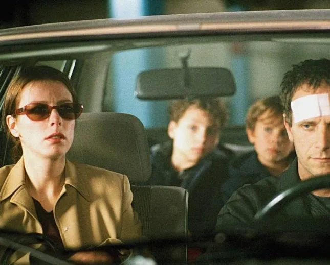 Детская игра (2001) через торрент бесплатно Детская игра (2001) фильм через торрент бесплатно