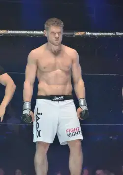 Воин (2015) через торрент бесплатно Воин (2015) фильм через торрент бесплатно