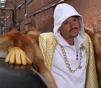 Семь кабинок (2007) через торрент бесплатно Семь кабинок (2007) фильм через торрент бесплатно