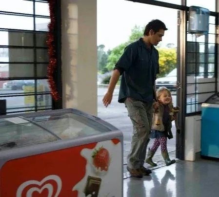 После водопада (2010) в хорошем качестве через торрент После водопада (2010) фильм в хорошем качестве через торрент