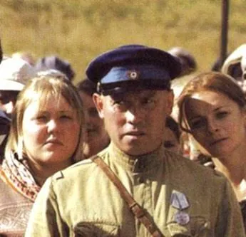 Агитбригада «Бей врага!» (2007) через торрент бесплатно Агитбригада «Бей врага!» (2007) фильм через торрент бесплатно