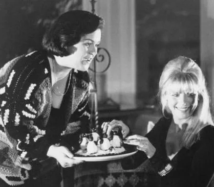 Слежка 2: Снова в засаде (1993) через торрент скачать Слежка 2: Снова в засаде (1993) фильм через торрент скачать