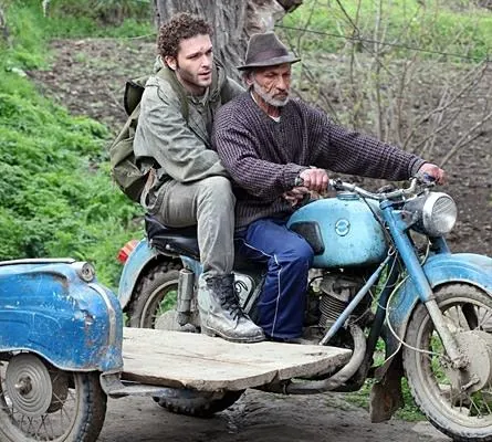 Ласточкино гнездо (2012) через торрент скачать Ласточкино гнездо (2012) сериал через торрент скачать