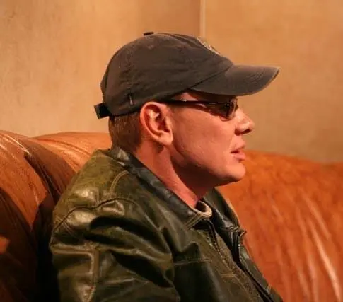 Пороки и их поклонники (2006) через торрент скачать Пороки и их поклонники (2006) сериал через торрент скачать