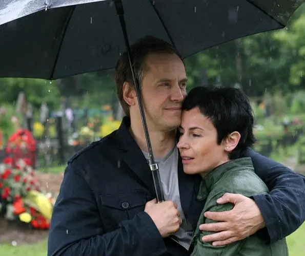 Эффект домино (2009) через торрент скачать Эффект домино (2009) сериал через торрент скачать