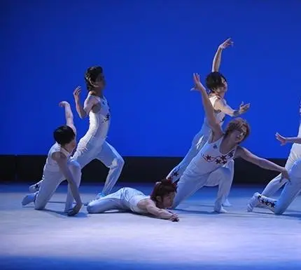 Гимнастика, которая сделала из нас мужчин (2010) в хорошем качестве через торрент Гимнастика, которая сделала из нас мужчин (2010) сериал в хорошем качестве через торрент