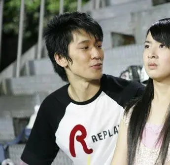 Всё началось с поцелуя (2005) через торрент бесплатно Всё началось с поцелуя (2005) сериал через торрент бесплатно