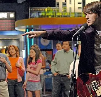 Дрейк и Джош (2004) в хорошем качестве через торрент Дрейк и Джош (2004) сериал в хорошем качестве через торрент