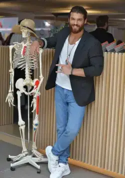 Ранняя пташка (2018) в хорошем качестве через торрент Ранняя пташка (2018) сериал в хорошем качестве через торрент