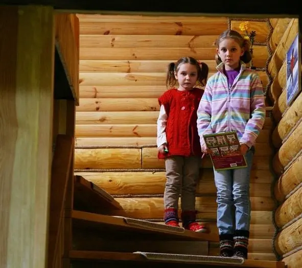 Мать и мачеха (2012) через торрент скачать Мать и мачеха (2012) сериал через торрент скачать