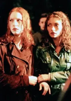 Городские легенды (1998) через торрент бесплатно Городские легенды (1998) фильм через торрент бесплатно