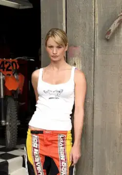 Суперкросс (2005) через торрент бесплатно Суперкросс (2005) фильм через торрент бесплатно