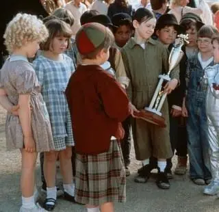 Маленькие негодяи (1994) через торрент бесплатно Маленькие негодяи (1994) фильм через торрент бесплатно