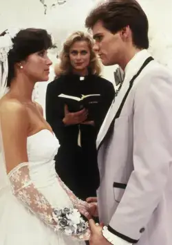 Однажды укушенный (1985) в хорошем качестве через торрент Однажды укушенный (1985) фильм в хорошем качестве через торрент