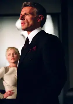 Женщина-кошка (2004) в хорошем качестве через торрент Женщина-кошка (2004) фильм в хорошем качестве через торрент