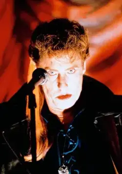 Вампирелла (1996) через торрент бесплатно Вампирелла (1996) фильм через торрент бесплатно