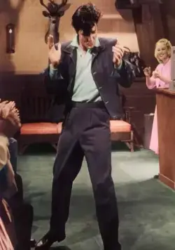 Любящие тебя (1957) через торрент бесплатно Любящие тебя (1957) фильм через торрент бесплатно