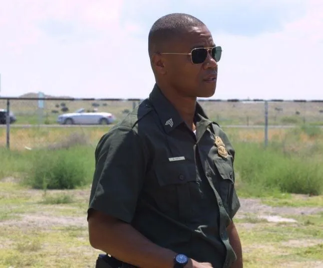 Патрульный (2008) через торрент бесплатно Патрульный (2008) фильм через торрент бесплатно