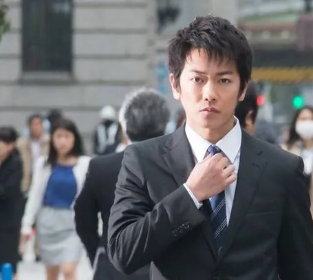 Кто-то (2016) в хорошем качестве через торрент Кто-то (2016) фильм в хорошем качестве через торрент