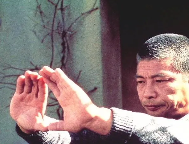 Око за око (1981) через торрент бесплатно Око за око (1981) фильм через торрент бесплатно