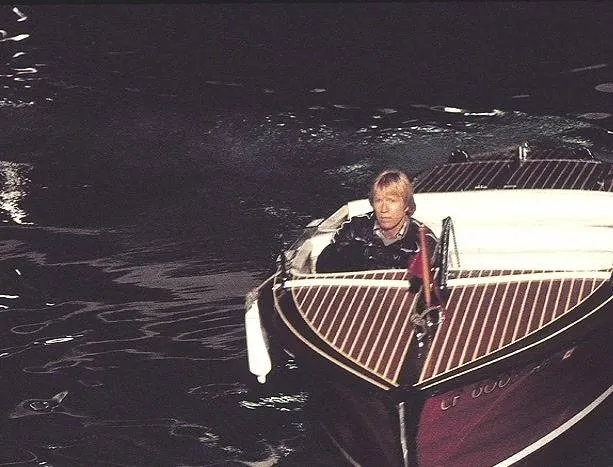 Око за око (1981) в хорошем качестве через торрент Око за око (1981) фильм в хорошем качестве через торрент