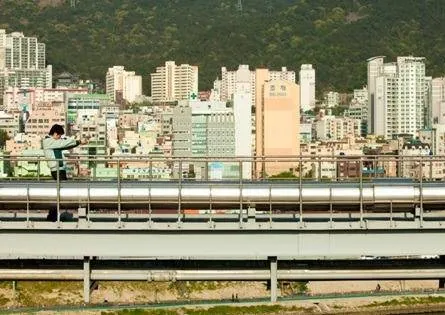 Нечестная сделка (2010) через торрент бесплатно Нечестная сделка (2010) фильм через торрент бесплатно