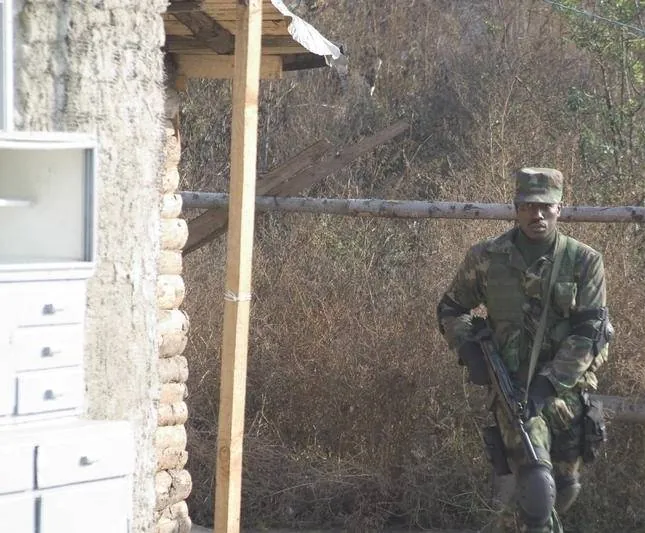 Наводчик (2005) через торрент скачать Наводчик (2005) фильм через торрент скачать