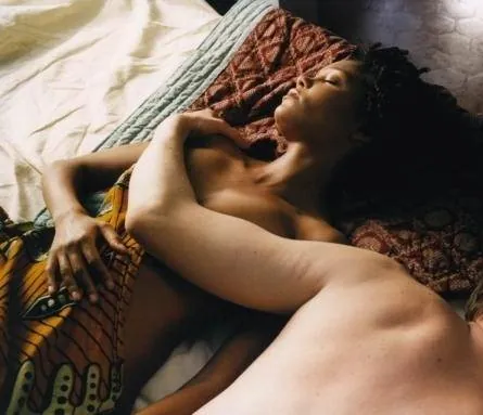 Осажденные (1998) через торрент бесплатно Осажденные (1998) фильм через торрент бесплатно