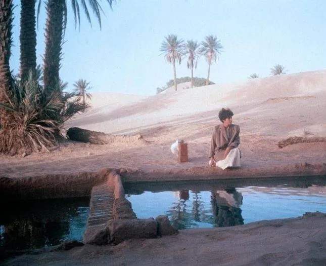 Под покровом небес (1990) в хорошем качестве через торрент Под покровом небес (1990) фильм в хорошем качестве через торрент