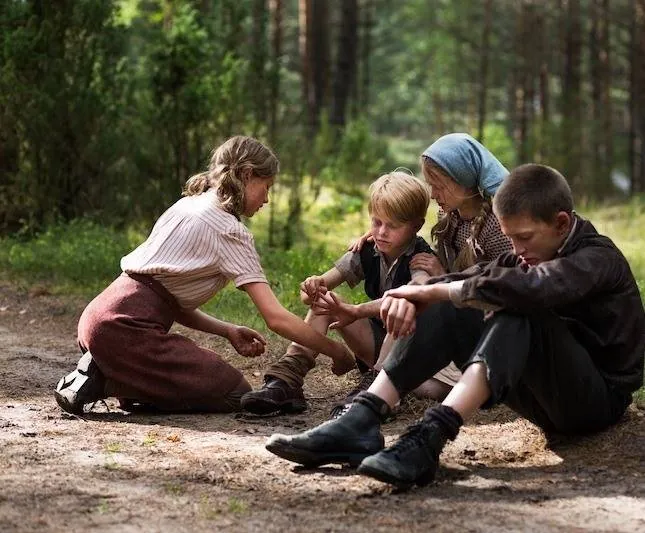 Волчьи дети (2013) через торрент скачать Волчьи дети (2013) фильм через торрент скачать