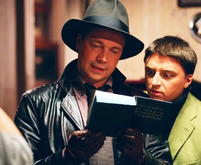 Комната потерянных игрушек (2007) в хорошем качестве через торрент Комната потерянных игрушек (2007) сериал в хорошем качестве через торрент