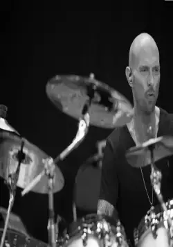 Когда утихнет толпа (2018) через торрент бесплатно Когда утихнет толпа (2018) фильм через торрент бесплатно