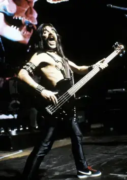 Это Spinal Tap (1984) в хорошем качестве через торрент Это Spinal Tap (1984) фильм в хорошем качестве через торрент