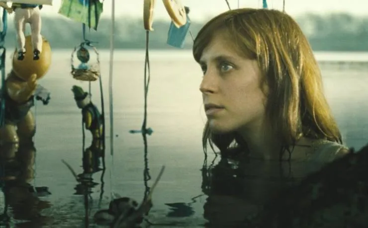 Дитя рыбы (2009) через торрент скачать Дитя рыбы (2009) фильм через торрент скачать