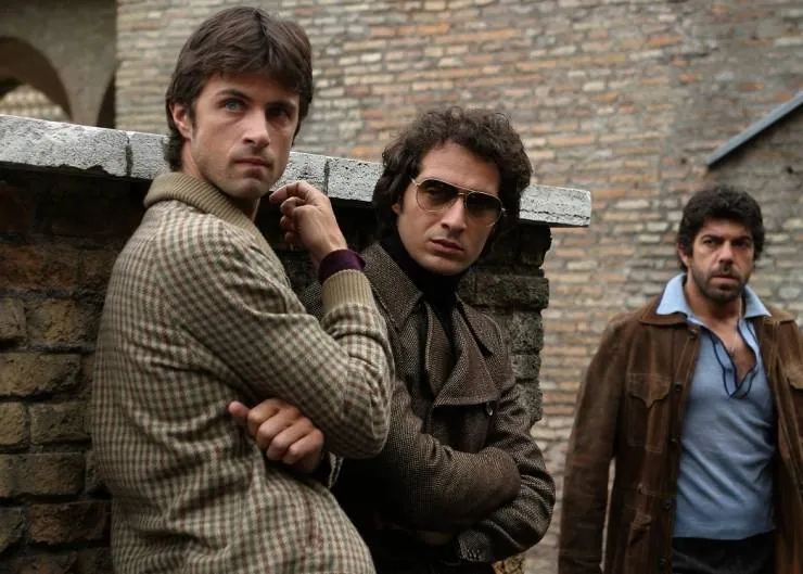 Криминальный роман (2005) в хорошем качестве через торрент Криминальный роман (2005) фильм в хорошем качестве через торрент