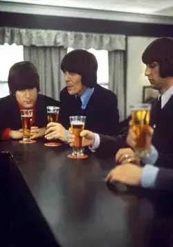 На помощь! (1965) через торрент бесплатно На помощь! (1965) фильм через торрент бесплатно