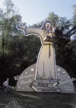 Спасенная (2004) через торрент бесплатно Спасенная (2004) фильм через торрент бесплатно