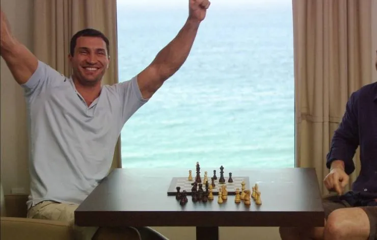 Кличко (2011) в хорошем качестве через торрент Кличко (2011) фильм в хорошем качестве через торрент