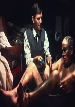 Костюмер (1983) через торрент скачать Костюмер (1983) фильм через торрент скачать