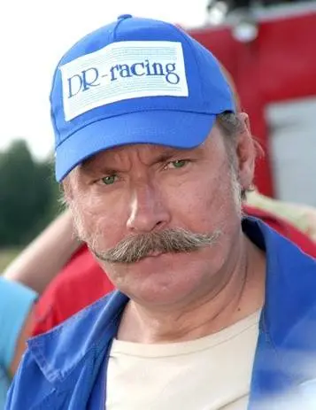 Гонка за счастьем (2007) в хорошем качестве через торрент Гонка за счастьем (2007) сериал в хорошем качестве через торрент